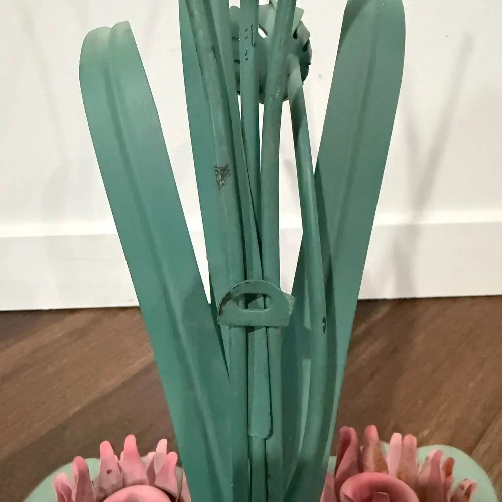 Vintage Tole Metal Lily Pad Cattail Lotus Candleholder Sconce Wall Hanging